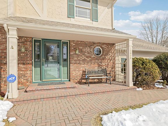 3rd image of 15800 Seaton Pl