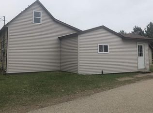 W8525 County Rd N, Niagara, WI 54151