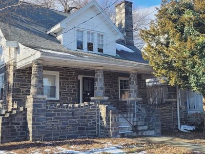 1224 W Darby Rd, Havertown, PA, 19083