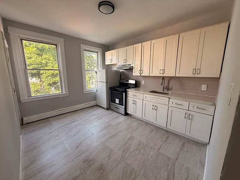 44 Stegman St #2A — Photo 4