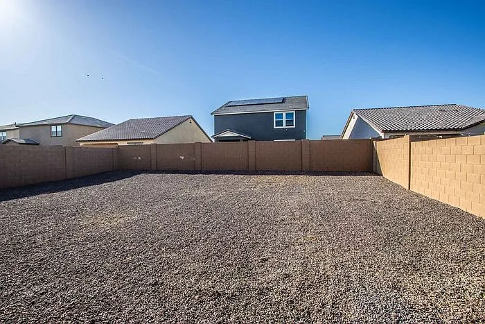 2377 E Alonso Dr — Photo 15