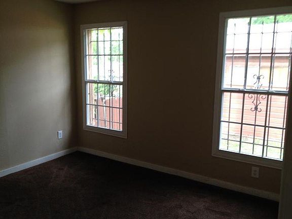 4th image of 1503 Glen Ave
