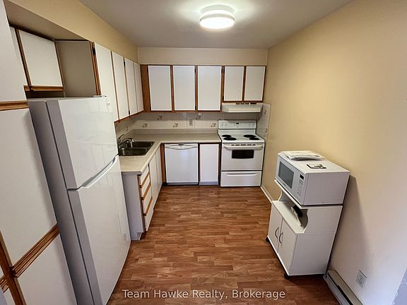 5th image of 696 King St #72
