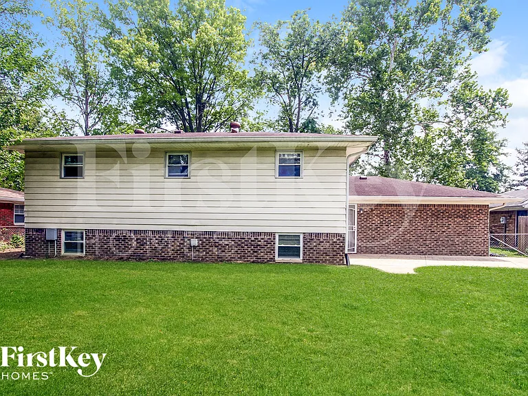 9570 Gemini Dr — Photo 17