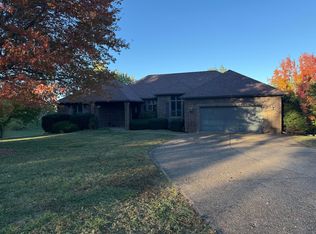 201 W River Bluff Drive, Ozark, MO 65721