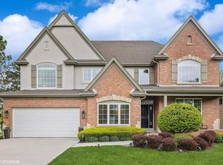 11180 Glenbrook Ln, Indian Head Park, IL 60525