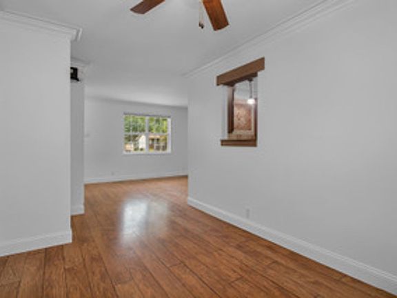 5th image of 1712 Campfire Dr