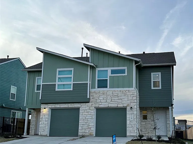 7316 Sparkling Light Dr #B — Photo 3