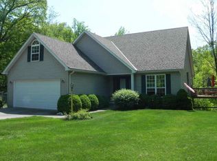 3242 W Westport Rd, Peoria, IL 61615