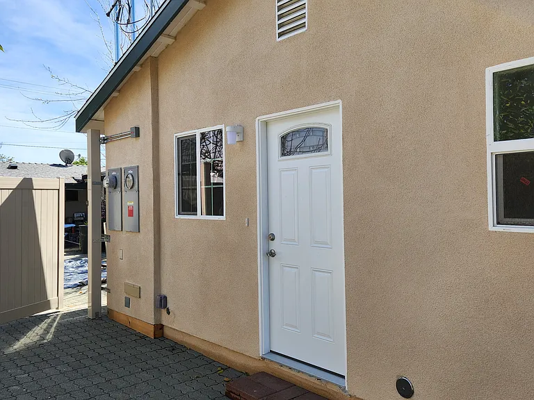 6739 Mason Ave — Photo 1