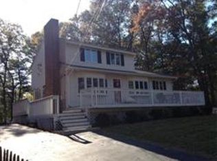 11 Jonathan Rd, Burlington, MA 01803