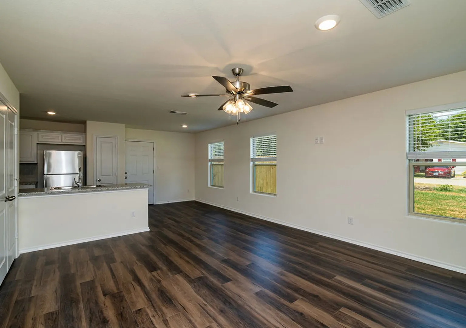 Available Now! 3 Bedroom Duplex Located In Whiteright, Texas! — Photo 3