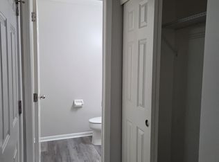 1249 Hall Ln, Gahanna, OH 43230
