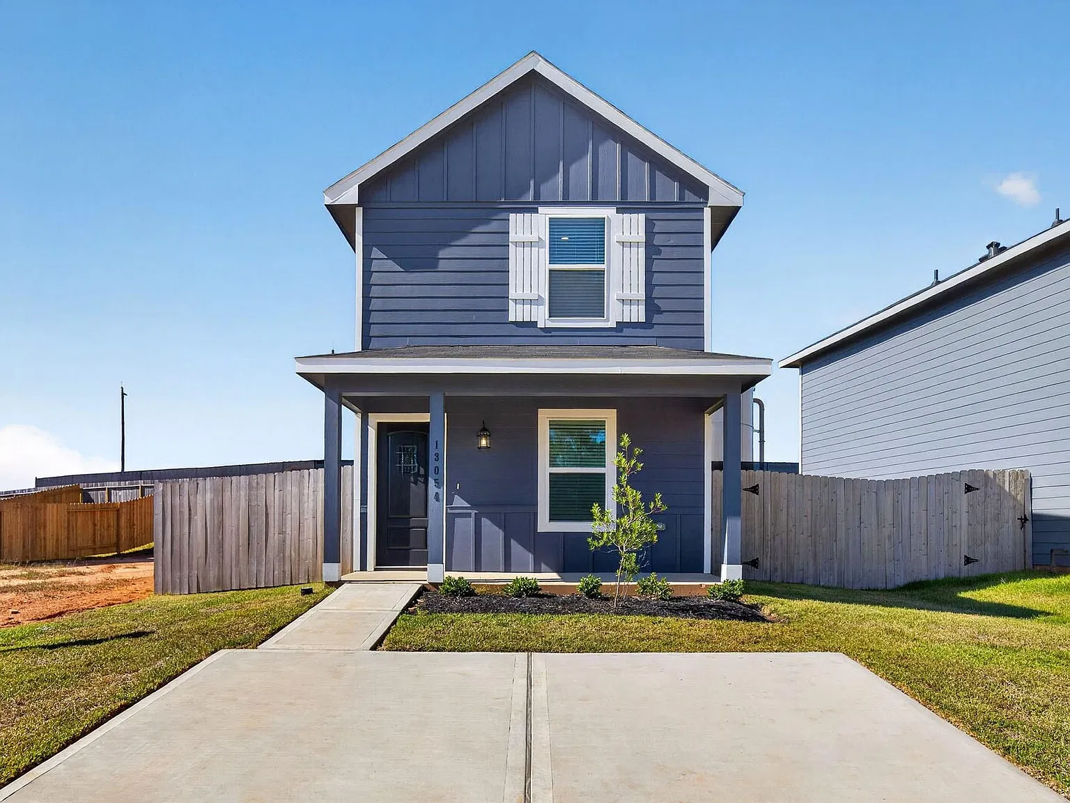 3 bed, 2.0 bath, 1030 sqft, $1,395 — Photo 2