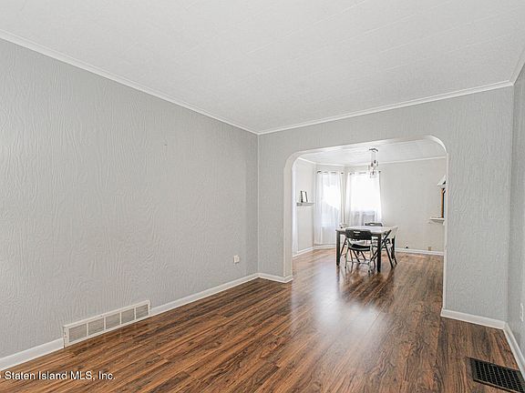 4th image of 386 N Burgher Ave