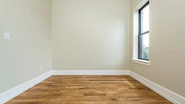 Rented by Nooklyn NYC LLC | media 38