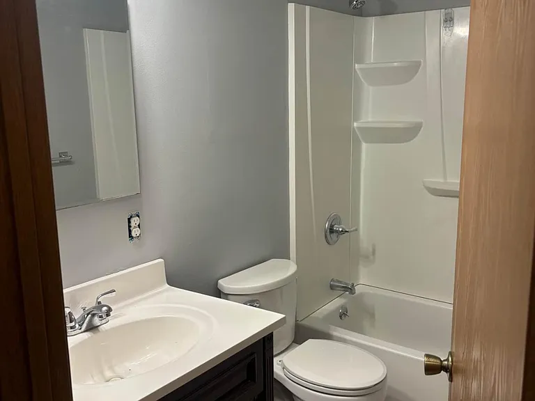6261 Wynmoor Dr — Photo 7