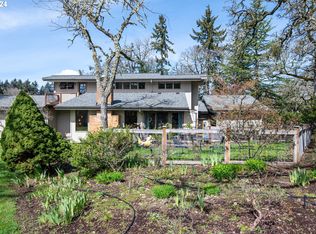 2320 Hawkins Ln, Eugene, OR