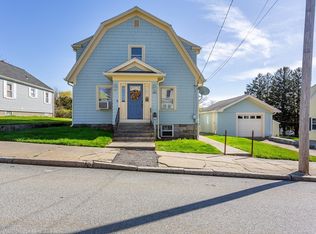 203 Hooper St, Tiverton, RI 02878