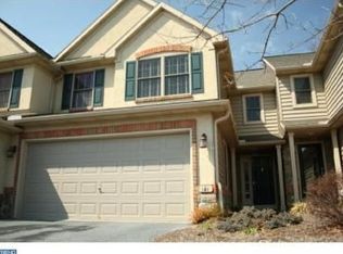 121 Fieldcrest Ln, Ephrata, PA 17522