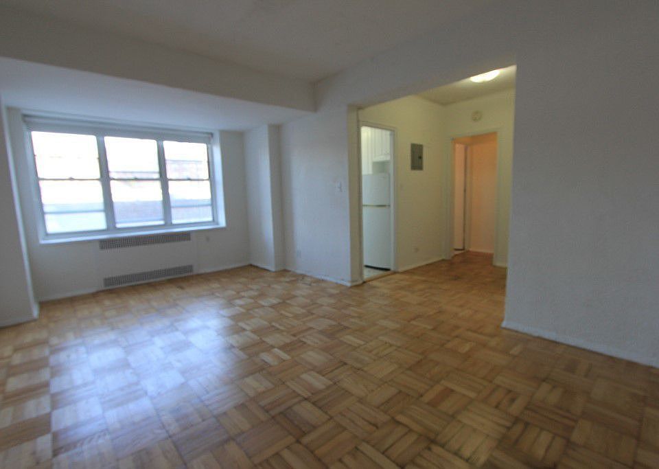 1st image of 6561 Saunders St APT 1S