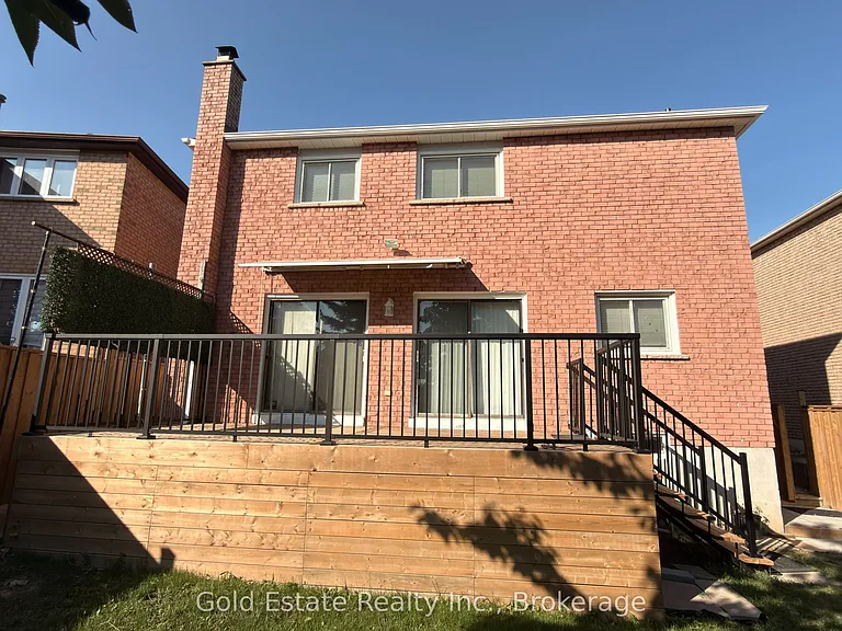 5202 Huntingfield Dr E — Photo 33