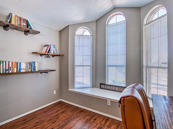 5th image of 7152 Tierra Roja St