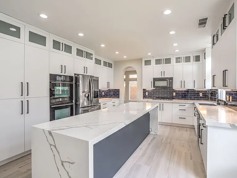 8910 Minsk Ct — Photo 10