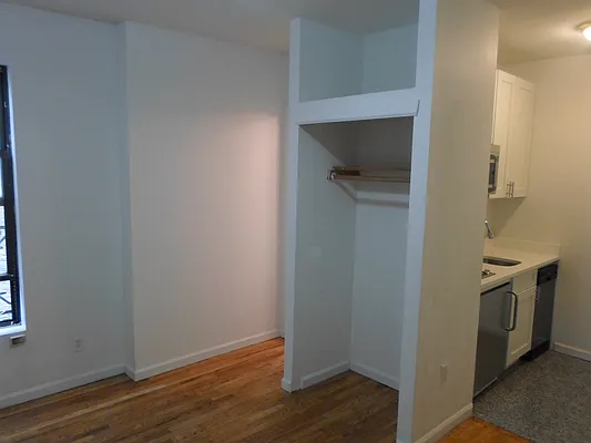 Rented by Sky Management | media 27