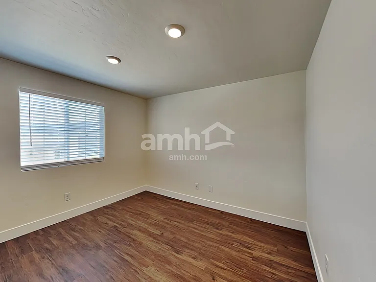 6634 Spriggel St — Photo 13