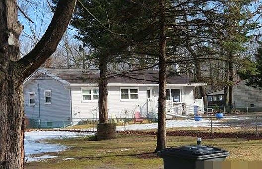 2nd image of 413 Kentucky Trl
