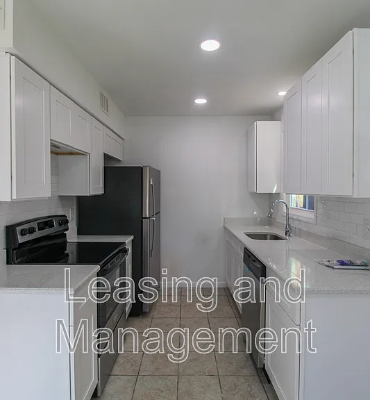 910 Sea Gull Dr #B — Photo 6