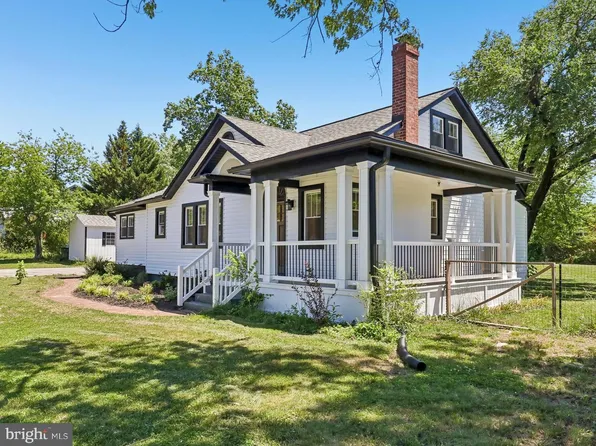 403 Prospect St, La Plata, MD 20646