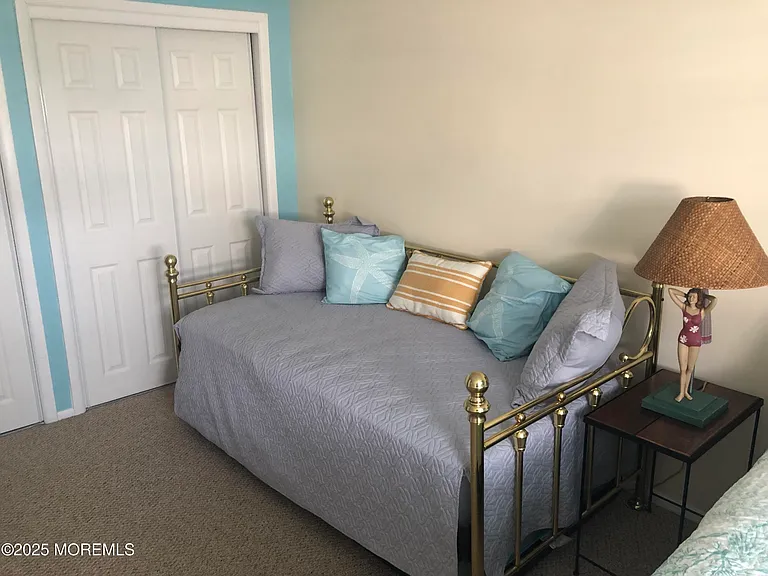 310 Maryland Ave #11A — Photo 12