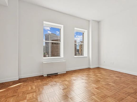 2nd image of 20 Exchange Pl APT 2211
