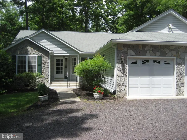 4227 Lakeview Pkwy, Locust Grove, VA 22508