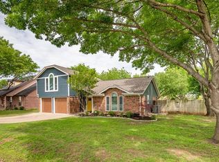 485 Ashley Ln, Roanoke, TX 76262