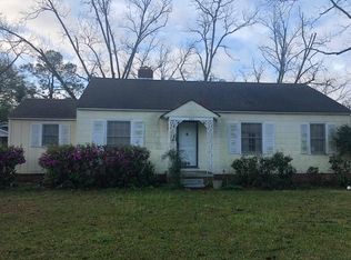 304 Walker St E, Douglas, GA 31533
