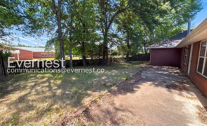 113 Coldsprings Dr — Photo 18
