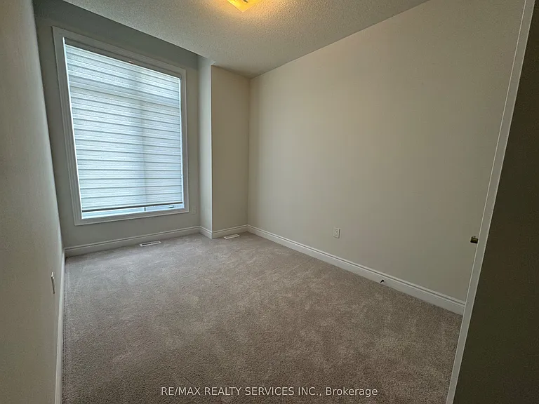 202 Tennant Cir — Photo 22