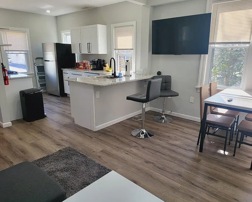 Premium 2BRWorkspace Near 5 Hospitals — Photo 3