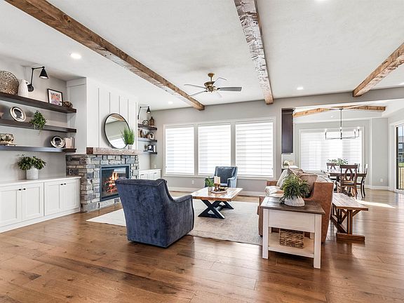 5th image of 288 Central Park Ct