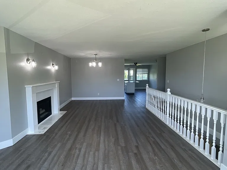 32767 Cherry Ave — Photo 2