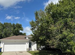 4030 Lake Bluff Dr, Mascotte, FL 34753