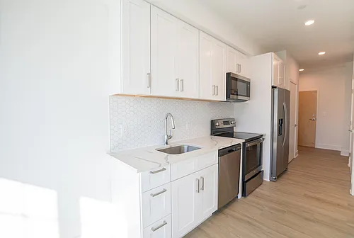 Floor plan Rear 1 BR Unit