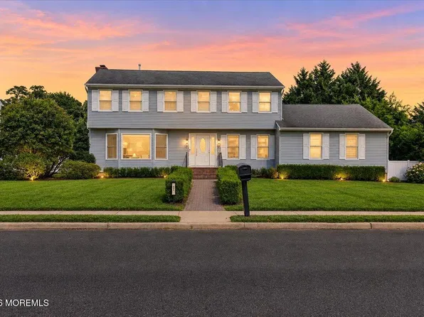 22 Ridge Road, West Long Branch, NJ 07764