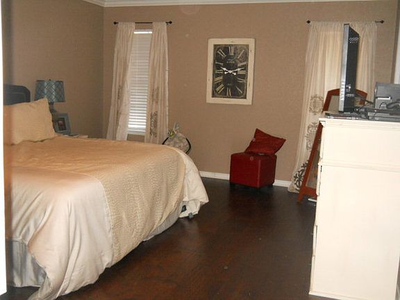 5th image of 3606 Crestmont Dr