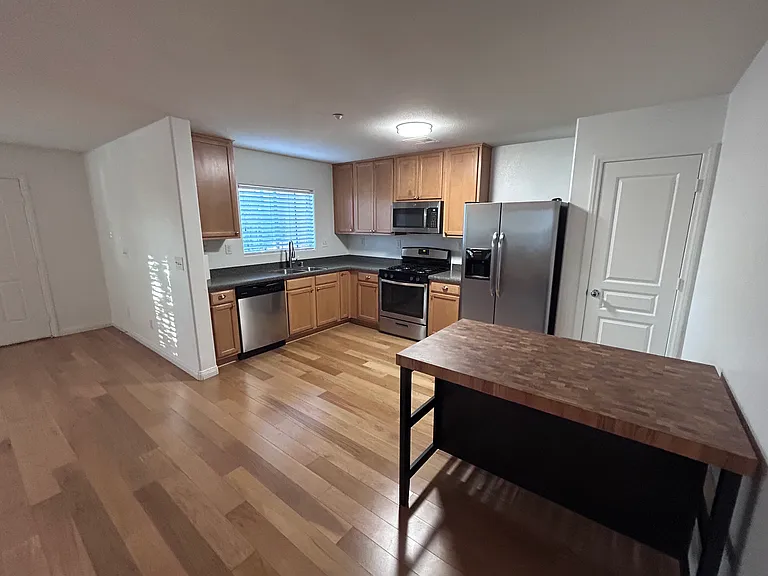 3185 Mist Effect Ave — Photo 6