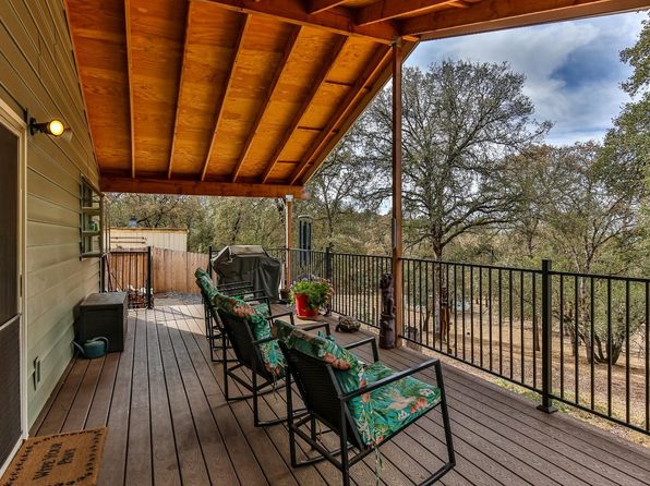22422 E Hacienda Dr, Grass Valley, CA 95949