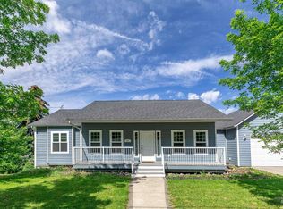 927 Orchard Ave, Moscow, ID 83843